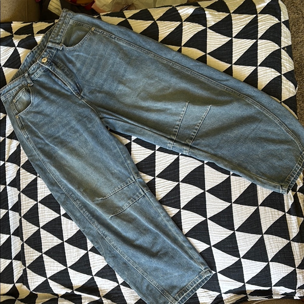 Wide leg jeans